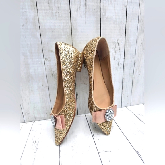 Crown & Ivy Gold Shimmery Sequins Flats W/ Low Heel & Rhinestone Bow Detail 7.5M - Picture 5 of 16